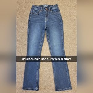 Maurices jeans